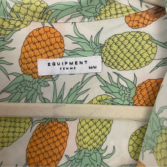 Equipment Button Up Pineapple Shirt, 100% silk, sz M - Picture 2 of 3